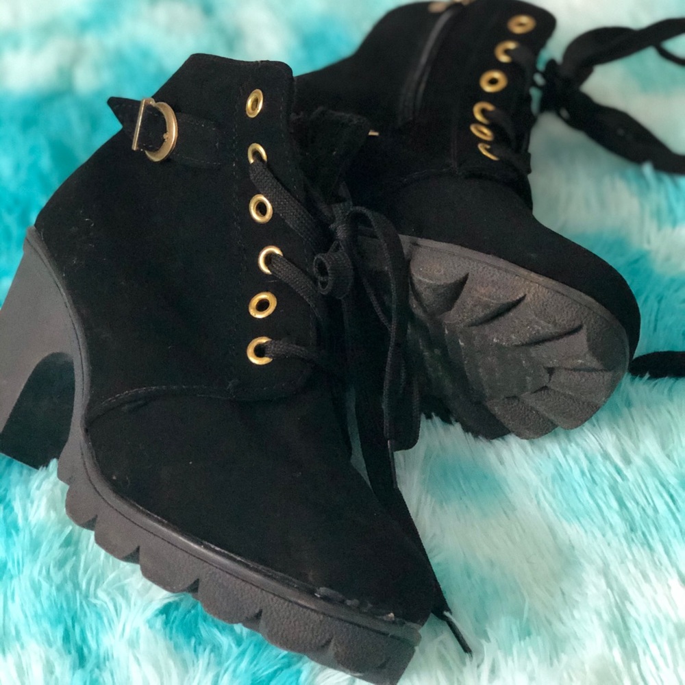 Snow Heeled Snow boots